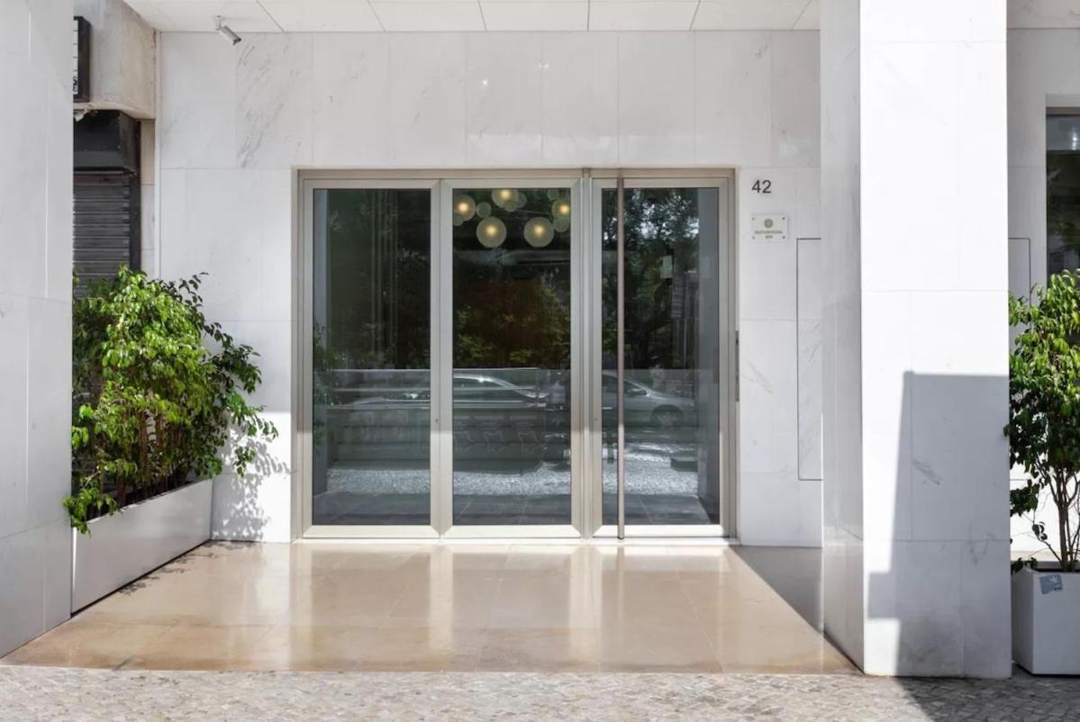 Amazing Central Studio With Balcony & Gym 1 Apartment Lissabon